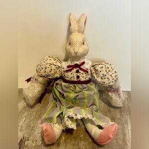 NWOT Avon country cottage Spring Bunnies shelf sitter